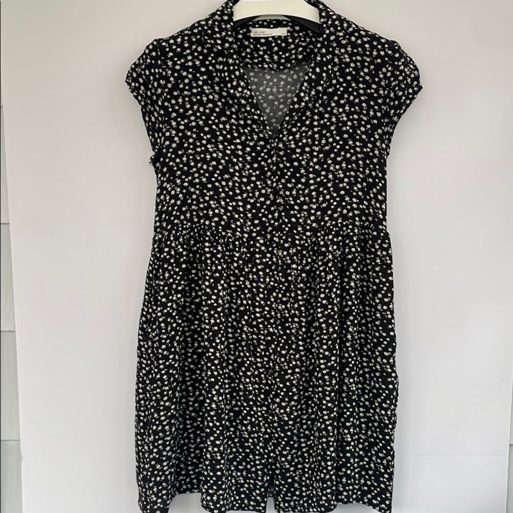 OAK + FORT Black and White Viscose V-Neck Cap Sleeve Lined Sundress XS